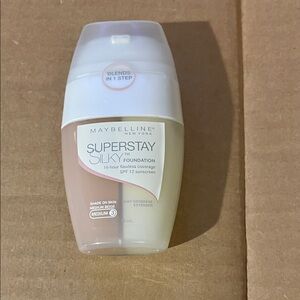 Maybelline SuperStay Silky Foundation - Medium Beige
